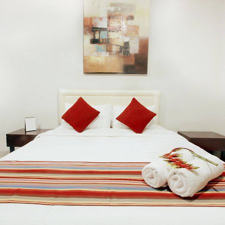 Omah Dasar Hotel Джакарта Екстериор снимка