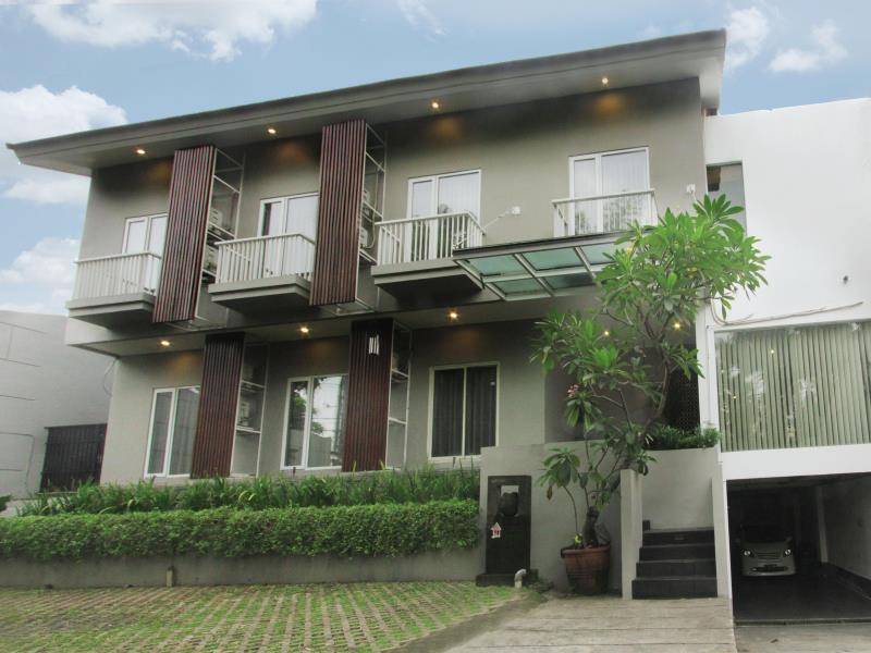 Omah Dasar Hotel Джакарта Екстериор снимка